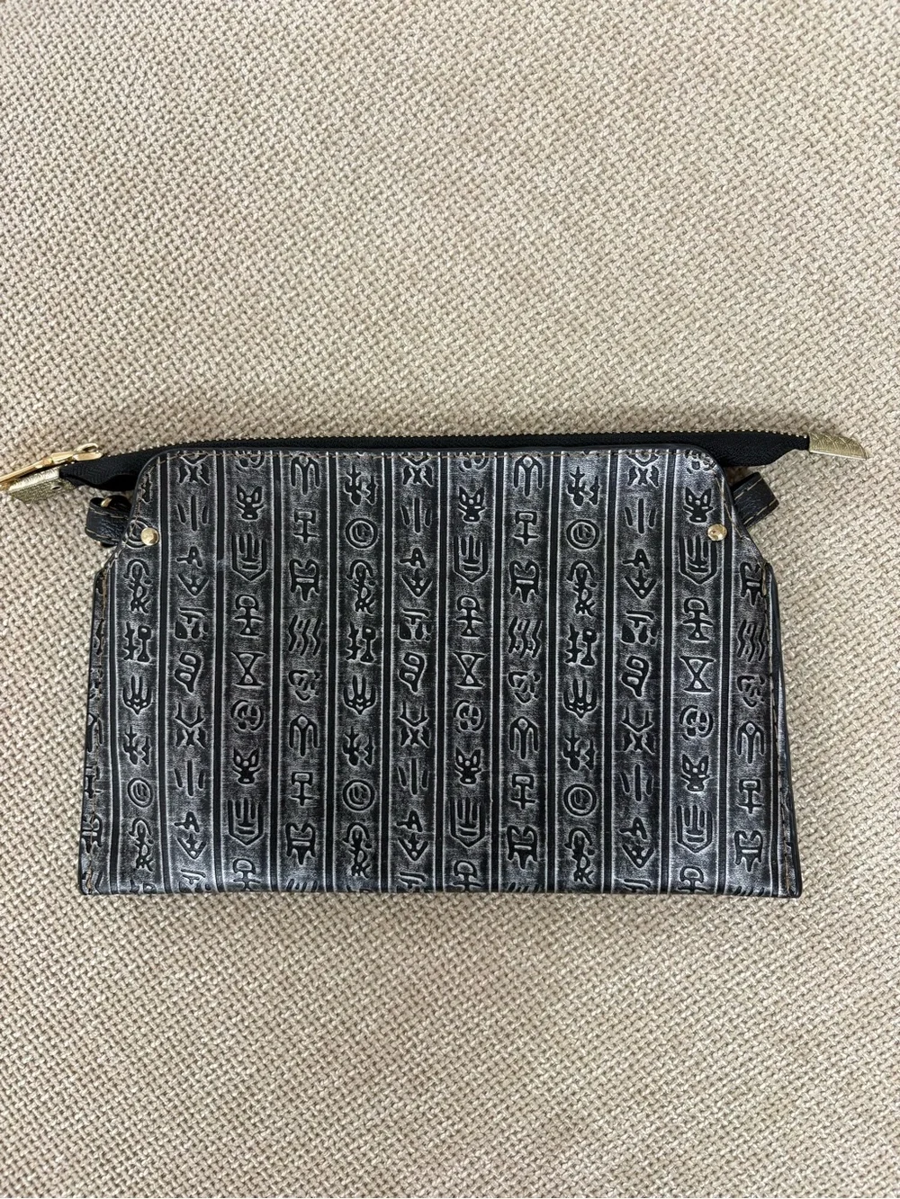 N/A textured clutch